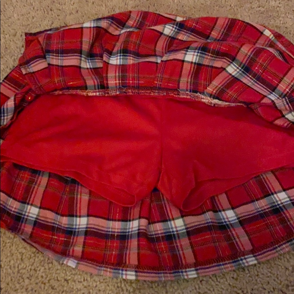 Red plaid skort - Picture 4 of 4